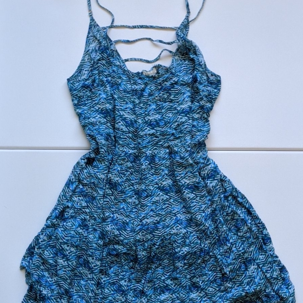 Blue Waves, BCNU dress